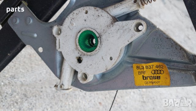 Преден Десен Стъклоповдигач Ауди A3 8L N:2 N, снимка 4 - Части - 38609358