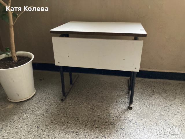 Детски чин, снимка 3 - Мебели за детската стая - 36487262