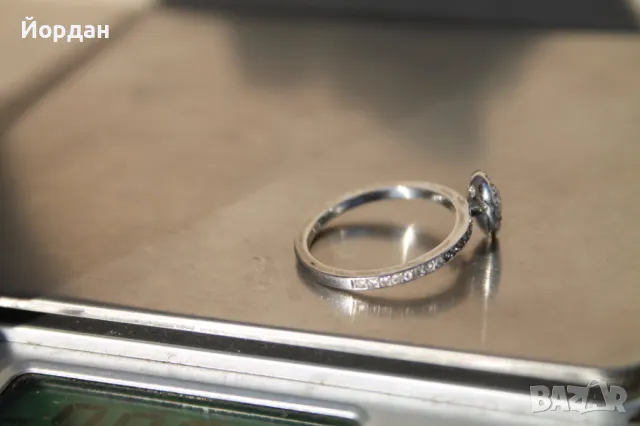 Пръстен ''Swarovski'', снимка 3 - Пръстени - 49169461