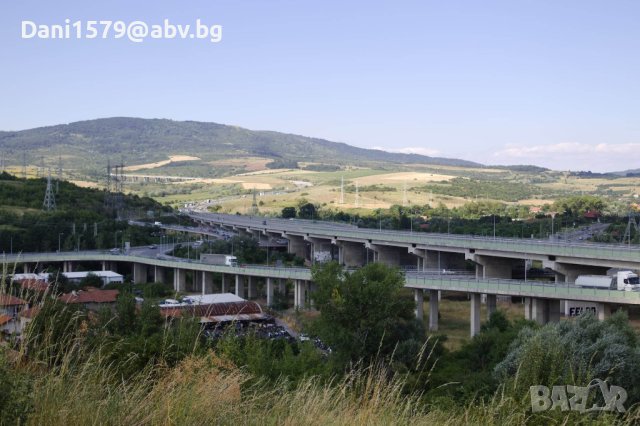 Давам под наем УПИ 1373кв.м, снимка 4 - Парцели - 42435891