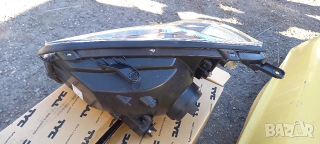 Фарове за Toyota RAV4 II, снимка 2 - Части - 51391193