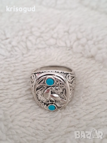 Мъжки пръстен от неръждаема стомана с Гарван и синтетичен тюркоаз