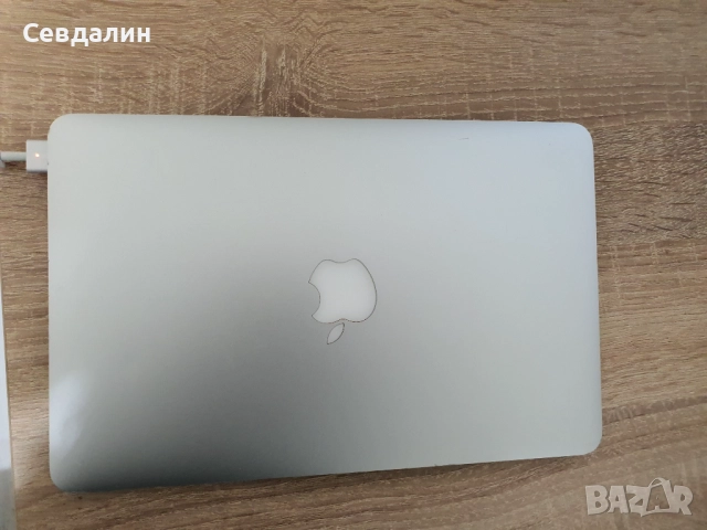 MacBook Air 11" (Early 2014), снимка 6 - Лаптопи за работа - 52497462