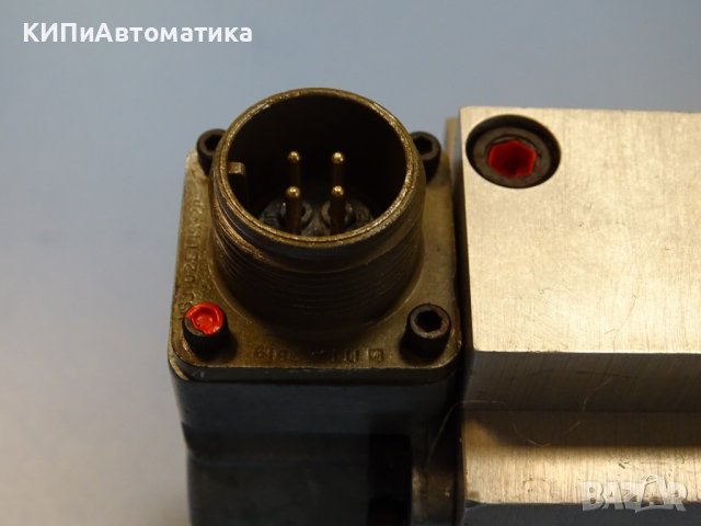 Сервоклапан MOOG DO77-142 servo valves, снимка 7 - Резервни части за машини - 41729017