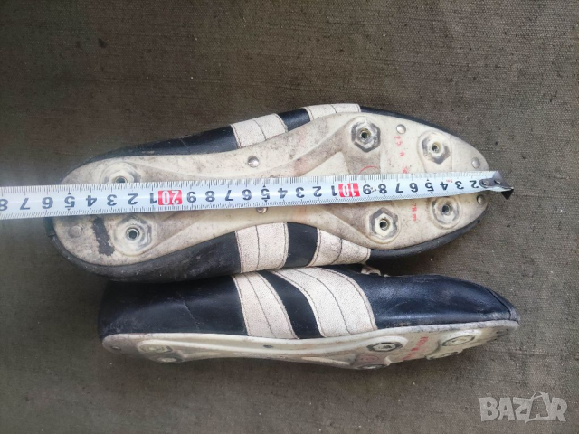 Продавам футболни обувки Стадион Габрово - бутонки, снимка 10 - Други ценни предмети - 36175548