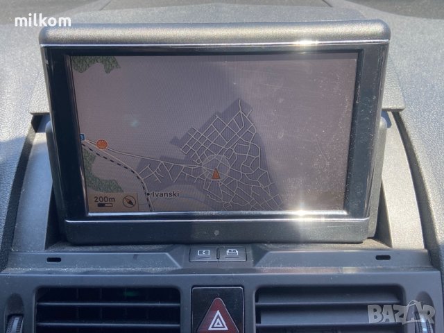 W204 мултимедия навигация екран и comand 