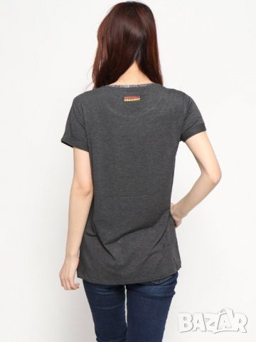 Оригинална дамска тениска Desigual -60%, снимка 2 - Тениски - 34419028