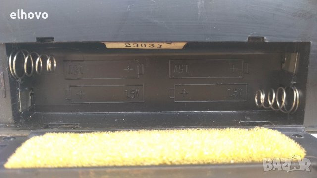 Радио Universum KRN 3315, снимка 3 - Радиокасетофони, транзистори - 41329159