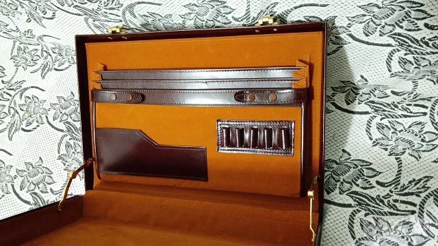 ретро куфарче за документи , снимка 2 - Куфари - 53520190