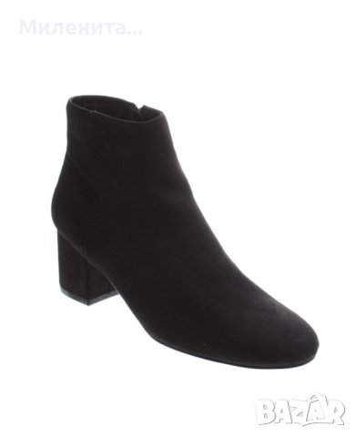 Боти,цена без коментар!!, снимка 2 - Дамски боти - 42124008