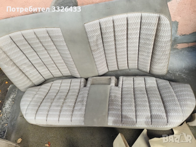 Светло бежов интериор от Мерцедес 190 , снимка 6 - Автомобили и джипове - 52376308