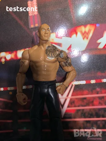 Екшън фигура WWE The Rock Скалата The Final Boss Basic mattel People's Champ figure играчка trainers, снимка 2 - Колекции - 49148921