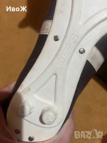 Стари футболни обувки/бутонки , снимка 4 - Антикварни и старинни предмети - 52591184