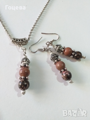 Новият ни Бохо комплект бижута с камъни Родонит , снимка 2 - Бижутерийни комплекти - 36198154