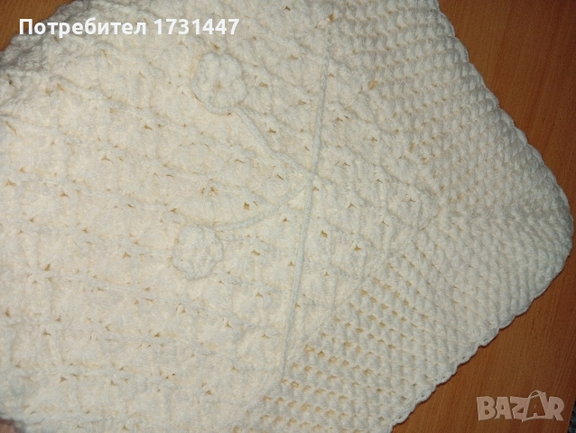 Продавам плетено бебешко одеяло , снимка 2 - Спално бельо и завивки - 53303280