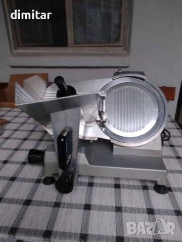 Професионална слайс машина - 250 мм