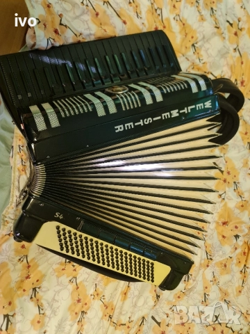 продавам спешно акордеон S4 перфектен, снимка 2 - Акордеони - 51664041