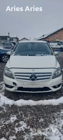 Mercedes-Benz B 180 B180CDI, Мерцедес Б180 на части! Януари 2014, снимка 2 - Автомобили и джипове - 48975354