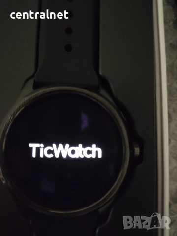 Смарт часовник TicWatch Pro 5, снимка 6 - Смарт часовници - 52698375