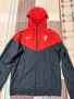 Яке ветровка Nike Liverpool, снимка 1