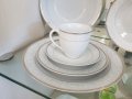 Порцеланов сервиз за храна  със златен или със сребърен кант - 19 части, снимка 3