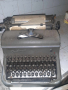 Пишеща машина, снимка 1 - Антикварни и старинни предмети - 44533518