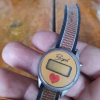 Стар електронен часовник Rangel, снимка 2 - Антикварни и старинни предмети - 42122575