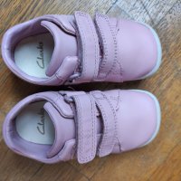 Бебешки обувки Clarks 21 номер, снимка 2 - Бебешки обувки - 40774475