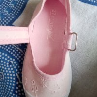 Детски пантофки , снимка 2 - Детски обувки - 41842429