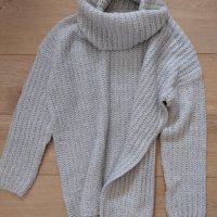 Италиански пуловер с широка поло яка , снимка 2 - Блузи с дълъг ръкав и пуловери - 41971490
