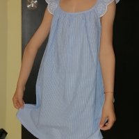 Рокля H&M със страхотен гръб, снимка 2 - Детски рокли и поли - 41341633