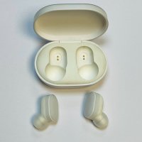 Bluetooth слушалки Mi Earbuds, снимка 1 - Bluetooth слушалки - 38946452