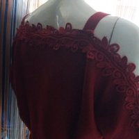 КРАСИВА червена блуза фино плетиво с отворени рамене и дантела с камъчета по тях, снимка 4 - Блузи с дълъг ръкав и пуловери - 38808800