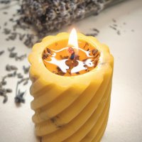 Свещ от пчелен восък и лавандула, снимка 2 - Други - 40064984