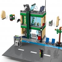 LEGO® City Police 60317 - Полицейско преследване в банката, снимка 7 - Конструктори - 38927949