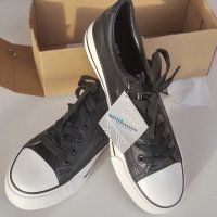Нови черни гуменки №40, снимка 1 - Дамски ежедневни обувки - 44146770