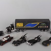Метален комплект Камион и 6 коли - Батман, снимка 1 - Коли, камиони, мотори, писти - 40045042