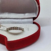 Американски Златен пръстен с Брилянти-2,60гр/10кр, снимка 2 - Пръстени - 39833893