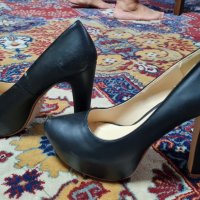 Обувки на ток, снимка 3 - Дамски елегантни обувки - 34257769