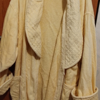 Дамски халат за баня , снимка 1 - Хавлиени кърпи - 44659633