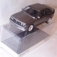 BMW M3 e30 1986 - мащаб 1:43 на Norev моделът е нов в кутия, снимка 1 - Колекции - 34462179