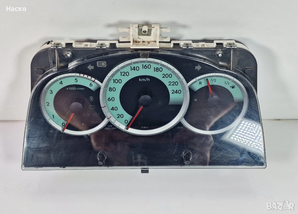 Километраж Табло Уреди Toyota Corolla Verso 2.2 D4D Тойота Корола Версо 83800-0F091 MB257430-8260, снимка 1