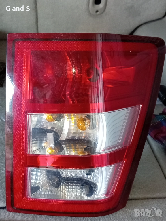Заден десен стоп за Jeep Grand cherokee 2006г, снимка 1