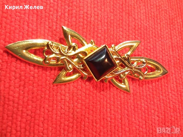 ПОЗЛАТЕНА СТАРА ФЛОРАЛНА БРОШКА ЦВЕТЕ и КАМЪК 41560, снимка 1