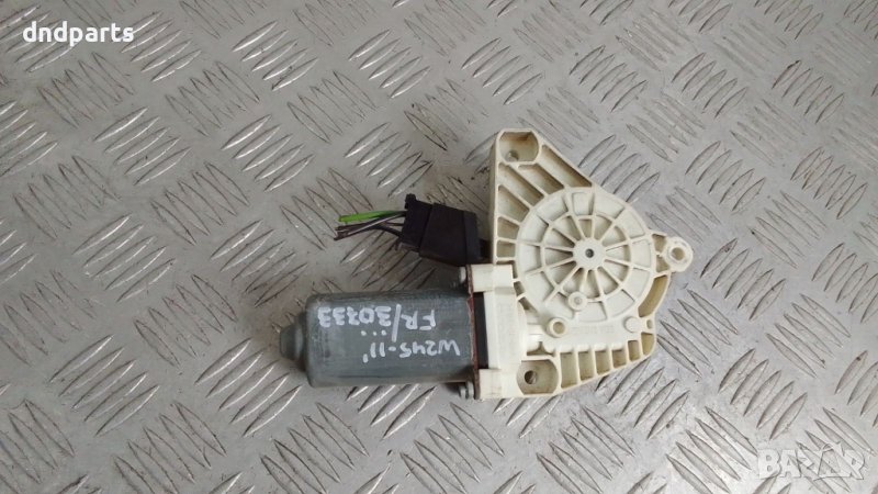 Моторче стъклоповдигач Mercedes B-Class W245 2011г.(предно дясно)	, снимка 1