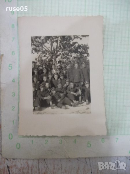 Снимка стара на група ученици, снимка 1