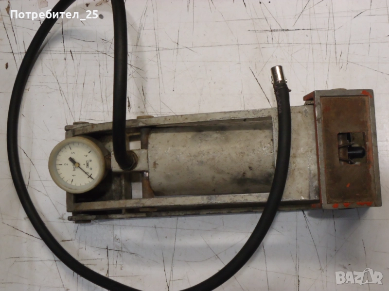 Помпа за гуми, снимка 1