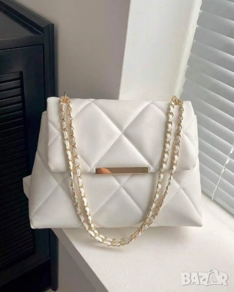 чанти, снимка 1