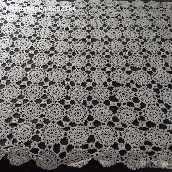 Покривка на една кука ,калъфка с бродерия , снимка 1