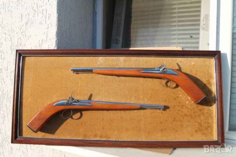 Чифт капсолни пистолети действащи /Реплика/, снимка 1